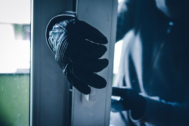 Συνελήφθη διαρρήκτης στη Μύκονο που “επισκέφτηκε” το νησί για δεύτερο καλοκαίρι