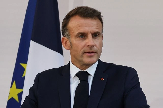 Μακρόν: “Η ελευθερία ποτέ δεν απειλήθηκε τόσο πολύ” μετά το 1945