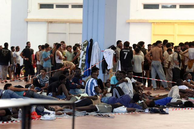 Ρέθυμνο: Στην Κιτρένωση μεταφέρονται 196 μετανάστες – Στο λιμάνι παραμένουν 400