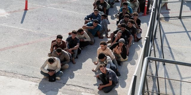 Στα “μανταλάκια” της Washington Post η Ελλάδα – “Πρότυπο Τραμπ στο μεταναστευτικό”
