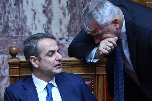 ΟΠΕΚΕΠΕ: Η αντιπολίτευση κρατά στο κάδρο τον Μητσοτάκη