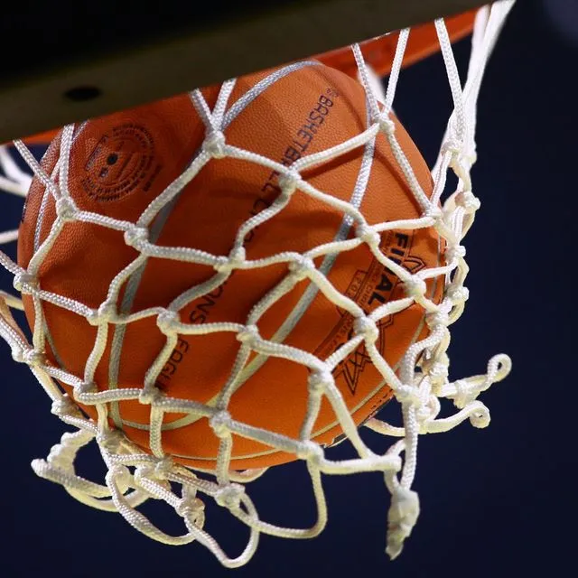 EuroLeague: Πού θα δείτε Εφές – Παρί και Μπάγερν – Μπασκόνια