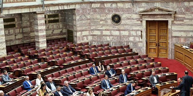 Πόσους βουλευτές έχει τελικά ο Κυριάκος Μητσοτάκης;