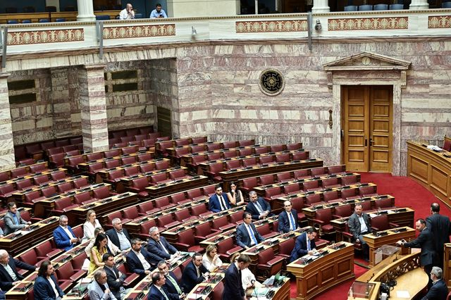 Πόσους βουλευτές έχει τελικά ο Κυριάκος Μητσοτάκης;
