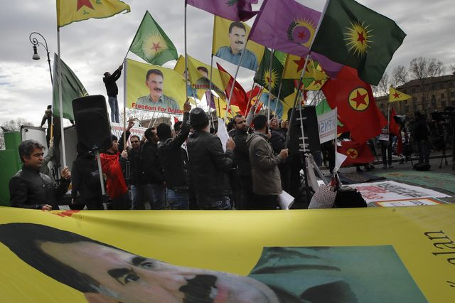 Το PKK θα ξεκινήσει την παράδοση των όπλων την Παρασκευή, στο Βόρειο Ιράκ