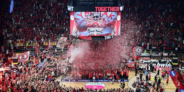 Ολυμπιακός: Sold-out τα εισιτήρια διαρκείας για τη σεζόν 2025-26