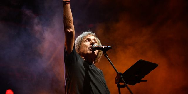 Βασίλης Παπακωνσταντίνου: Ακυρώθηκε συναυλία του λόγω ατυχήματος
