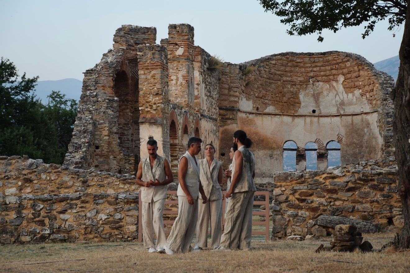 «Πάντων μίμησις» - Μοσχόπουλος