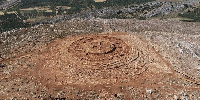 SOS από τους Αρχαιολόγους: Ραντάρ απειλεί Μινωικό Μνημείο