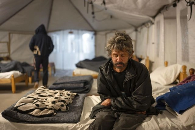 Έκτακτα καταλύματα για να προφυλαχθούν οι πολίτες από το κρύο σε μια σειρά από χώρες της Λατινικής Αμερικής