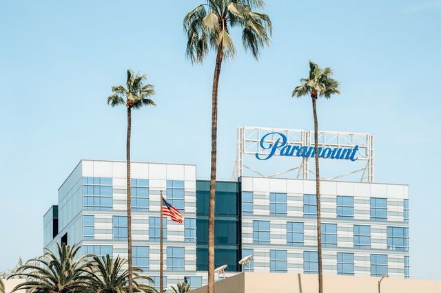 Εγκρίθηκε η εξαγορά της Paramount από τη Skydance – Ο Τραμπ εξασφαλίζει αλλαγές στο πρόγραμμα του CBS