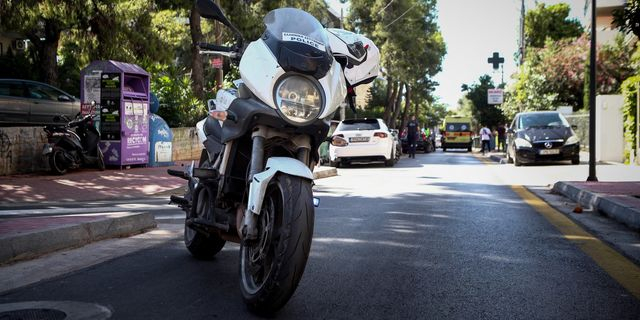 Άνδρας εντοπίστηκε νεκρός, θανάσιμα τραυματισμένος από πυροβολισμούς, σε δρόμο της Αγίας Παρασκευή στις 4 Ιουλίου