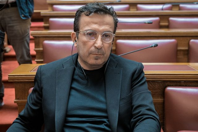 Παραστατίδης: “Στη ΝΔ μετράνε προβατάκια για να περάσει η ώρα”