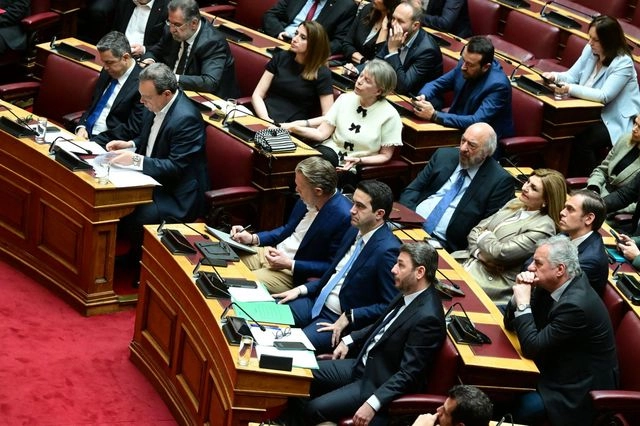 Σε ετοιμότητα για τη “μάχη του ΟΠΕΚΕΠΕ” η αντιπολίτευση