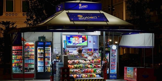 Επίσημο: Μόνο με ταυτότητα η αγορά αλκοόλ και τσιγάρων