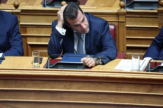 “Δεν είμαστε ακροδεξιοί, απλώς συμφωνούμε μαζί τους”