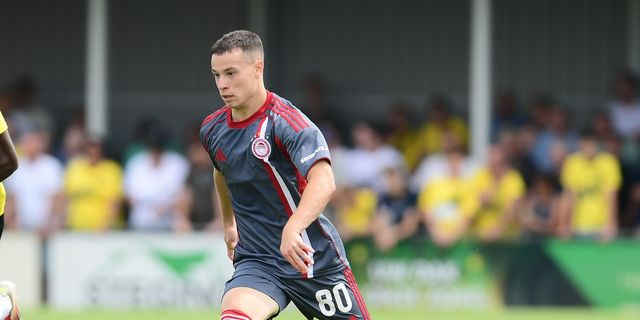 Μπρέντα – Ολυμπιακός 2-3: Ο Πνευμονίδης έκανε σόου και οι ερυθρόλευκοι ξεκίνησαν με νίκη τη σεζόν
