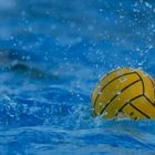 Κρανοφόροι διέκοψαν αγώνα πόλο παίδων και ζήτησαν να βγάλουν τα διακριτικά του Άρη