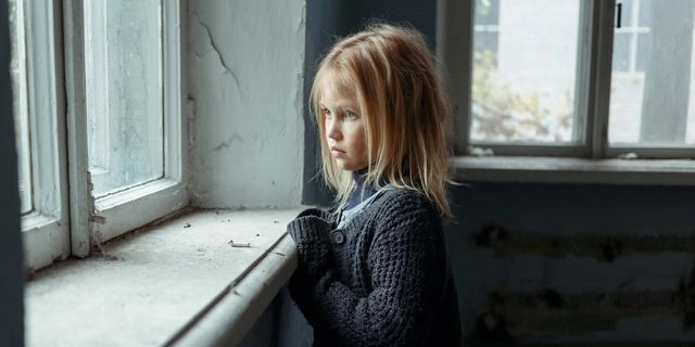 Τα παιδιά στην Αγγλία ζουν σε μουχλιασμένα σπίτια με αρουραίους