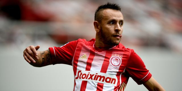 Ραφίνια: Ο πρώην παίκτης του Ολυμπιακού ανακοίνωσε πως αποσύρεται από τη δράση