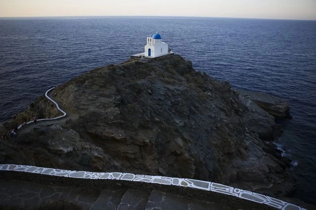 Εορτολόγιο: Ποιοι γιορτάζουν την Παρασκευή 4 Ιουλίου