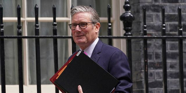 Ο Κίρ Στάρμερ στη Ντάουνινγκ Στριτ (αρχείου)