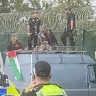 Εδιμβούργο: Ακτιβιστές έριξαν βαν σε αμυντική βιομηχανία, σε διαδήλωση υπέρ της Παλαιστίνης