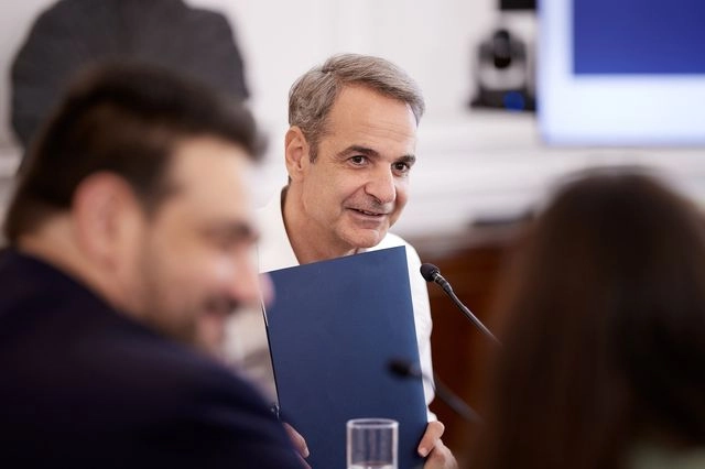Σύσκεψη υπό τον Πρωθυπουργό Κυριάκο Μητσοτάκη για τον πειθαρχικό έλεγχο στο Δημόσιο, Τρίτη 8 Ιουλίου 2025.