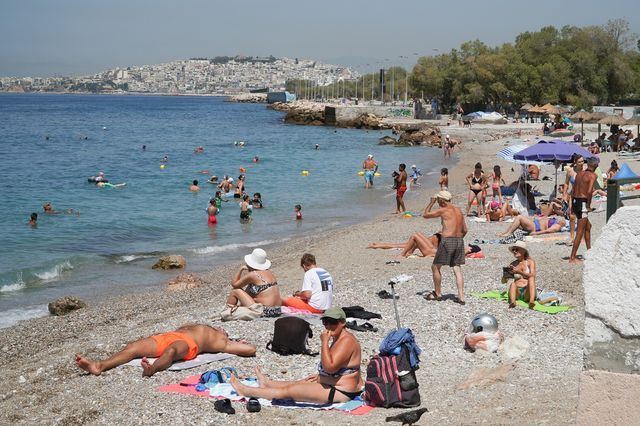 Νέο έκτακτο δελτίο καιρού για τον καύσωνα: Παρατείνεται μέχρι τη Δευτέρα