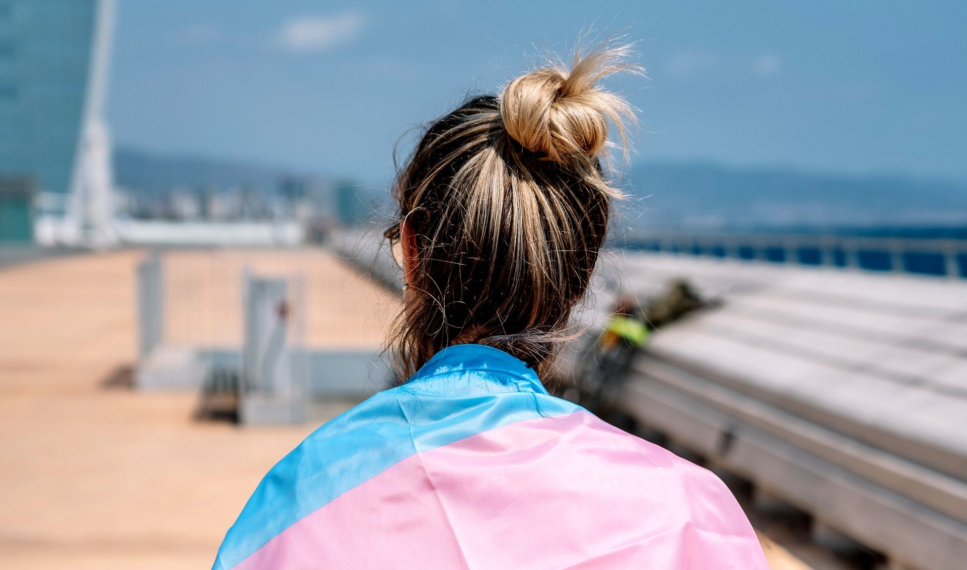 Τι προβλήματα αντιμετωπίζουν τα τρανς άτομα στις διακοπές