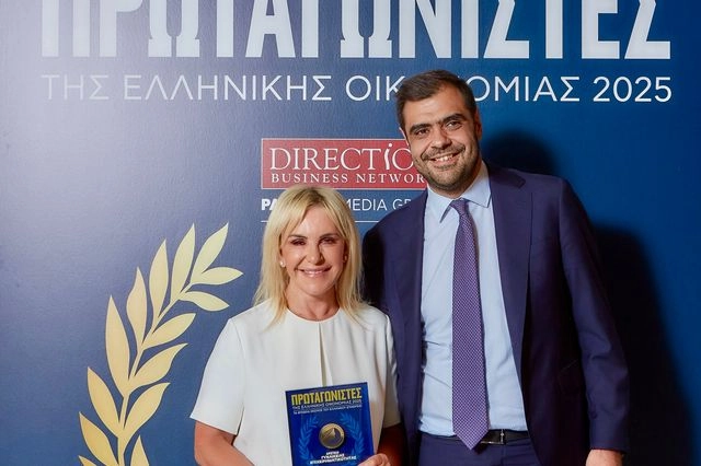 Η Ιουλία Τσέτη με τον κυβερνητικό εκπρόσωπο Παύλο Μαρινάκη