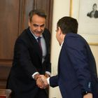 Μη σκαλίζεις τη στάχτη…