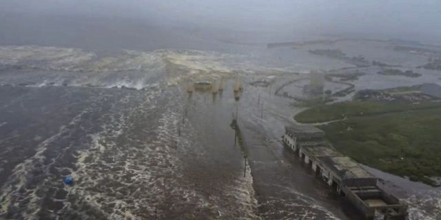 Πλημμυρισμένη περιοχή στο Σεβέρο-Κουρίλσκ μετά τον σεισμό 8,8 Ρίχτερ