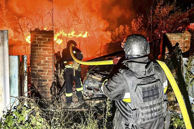 Ουκρανία: Νυχτερινό σφυροκόπημα των ρωσικών δυνάμεων με δεκάδες τραυματίες
