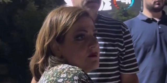 Δανάη Μπάρκα: Η φάρσα που “παρέλυσε” τη Βίκυ Σταυροπούλου