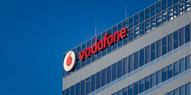 Vodafone: Καμπανάκι στους συνδρομητές  για απόπειρες phishing – Τι αναφέρει
