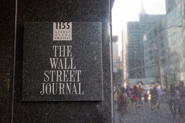 Ο Τραμπ απέκλεισε τη Wall Street Journal από προεδρικό ταξίδι, λόγω δημοσιεύματος για τον Έπσταϊν