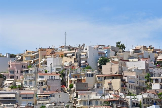 Γιατί ανεβαίνουν οι αξίες των ακινήτων στα Δυτικά Προάστια της Αθήνας – Σε άνοδο οι τιμές πώλησης