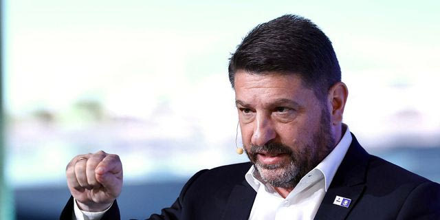 Ο Νίκος Χαρδαλιάς