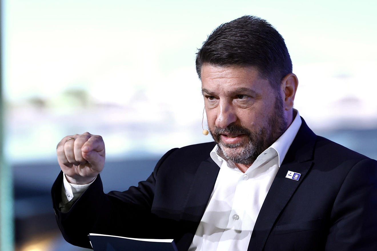 Χαρδαλιάς για φωτιές: “Όταν επιχειρούμε, δεν μιλάμε”
