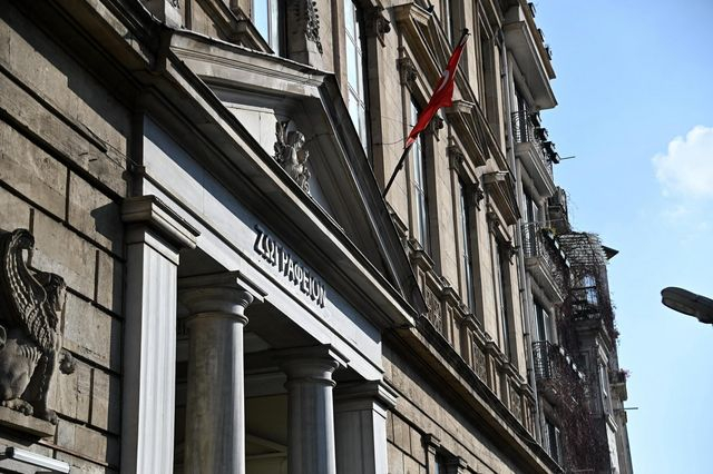 ΕΕΤ: Δωρεά 500.000 ευρώ για αποκατάσταση του Ζωγραφείου Λυκείου στην Κωνσταντινούπολη
