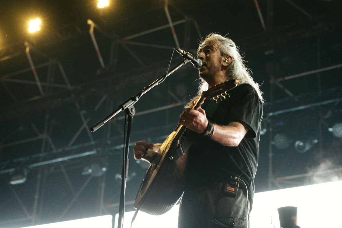 Ο “διονυσιακός” Γιάννης Χαρούλης ξανά στο Σταυρό του Νότου