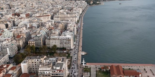 Σε τροχιά εκκίνησης το έργο για το ξύλινο deck στην παραλιακή ζώνη της Θεσσαλονίκης