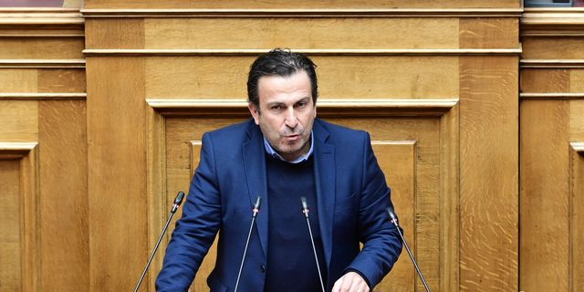 Ο υπεύθυνος Κ.Τ.Ε. Παιδείας του ΠΑΣΟΚ-Κινήματος Αλλαγής, Στέφανος Παραστατίδης
