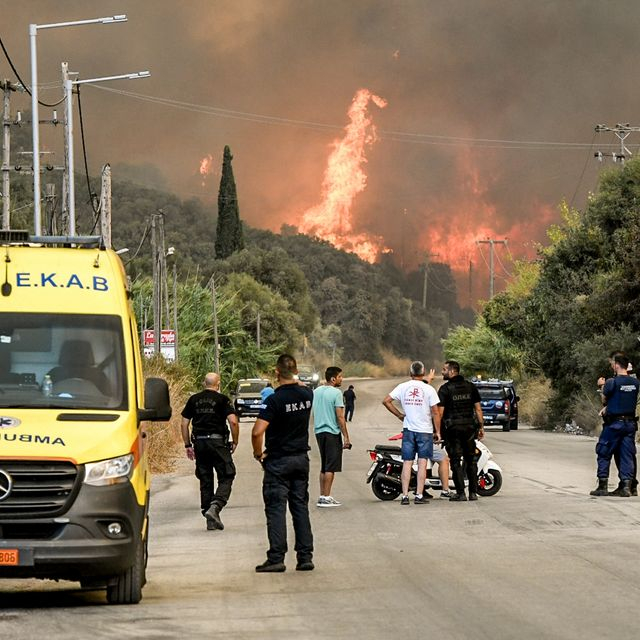 Πυρκαγιά στην περιοχή Μοιραίικα της Πάτρας