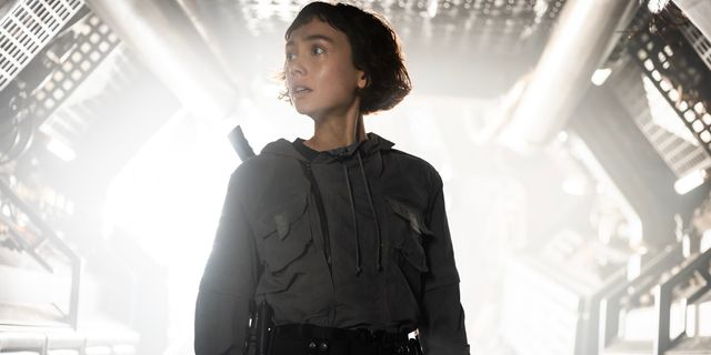 Alien Earth: “Η ανθρωπότητα είναι παγιδευμένη ανάμεσα στο ΑΙ μέλλον και στα τέρατα του παρελθόντος”