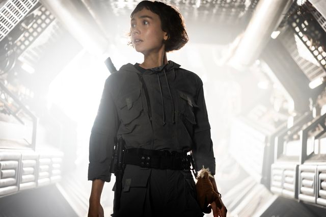 Alien Earth: “Η ανθρωπότητα είναι παγιδευμένη ανάμεσα στο ΑΙ μέλλον και στα τέρατα του παρελθόντος”