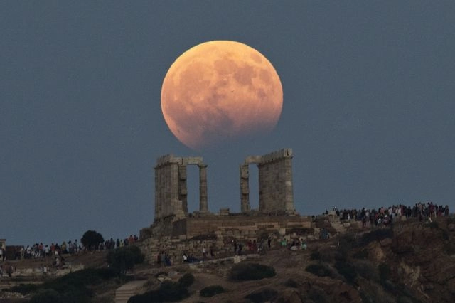 Πανσέληνος Αυγούστου 2025: Σήμερα το “Φεγγάρι του Οξύρυγχου”