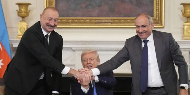 Ο Τραμπ συμφιλίωσε “οριστικά” το Αζερμπαϊτζάν και την Αρμενία