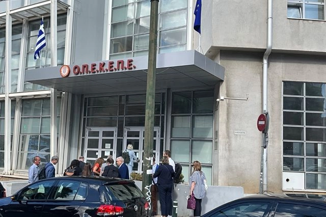 Πρώτη επίσκεψη στελεχών τη ΑΑΔΕ στον ΟΠΕΚΕΠΕ – Τα στοιχεία που ζήτησαν